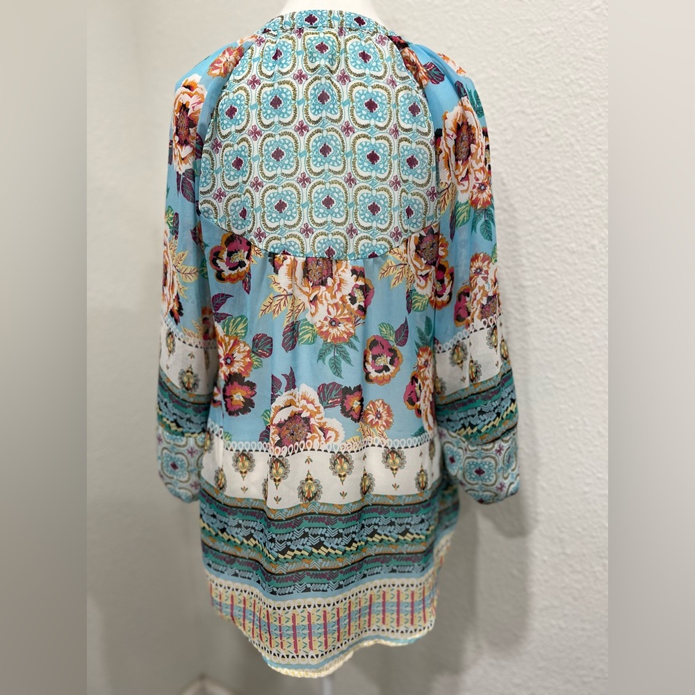 FIG AND FLOWER Boho Sheer Top EUC - Picture 4 of 8